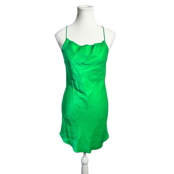Zara Dress Women XS Kelly Green Satin Cross-back Mini Club Going Out Party Spice - Picture 1 of 6